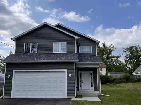 24813 68th, Paddock Lake, WI 53168