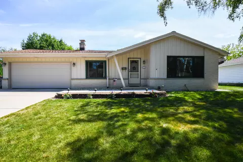 5752 S 20th, Milwaukee, WI 53221