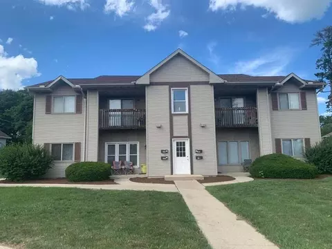 1812 Rapids #1814 1816 1818, Racine, WI 53404