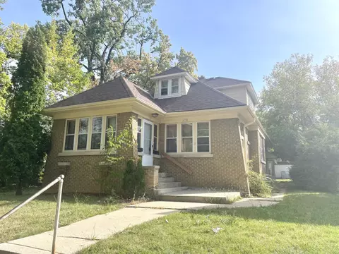 4550 N 39th, Milwaukee, WI 53209
