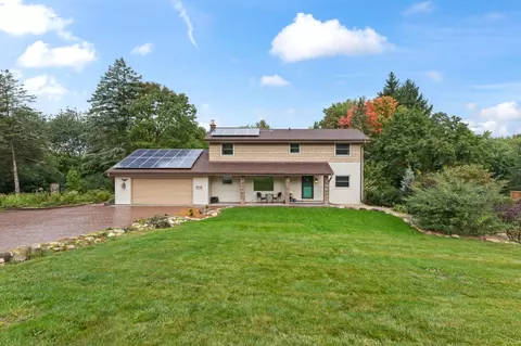 w292s2811 Cambrian, Genesee, WI 53188