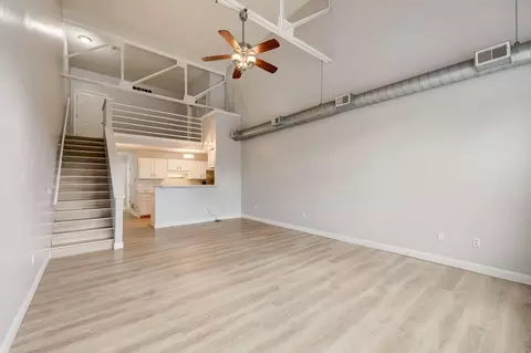 314 W Vine #8, Milwaukee, WI 53212