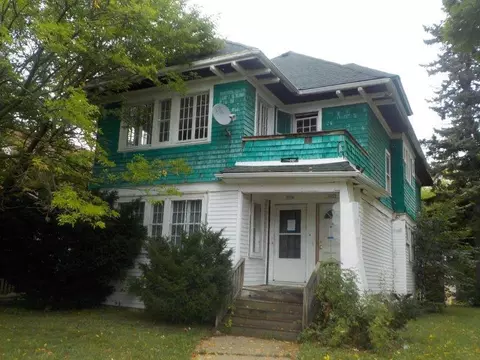 3002 N 39th #3004, Milwaukee, WI 53210