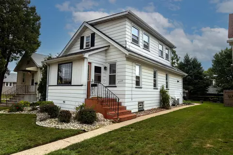 7305 39th, Kenosha, WI 53142
