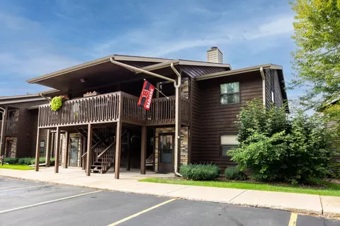 1343 Lauderdale, Onalaska, WI 54650