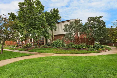 1426 29th #BLDG 2, Kenosha, WI 53140