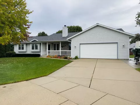 816 Pheasant, Watertown, WI 53094