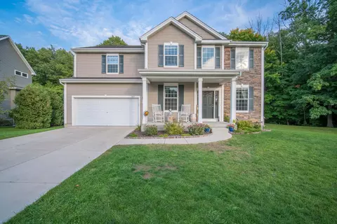 1417 Hummingbird, West Bend, WI 53090