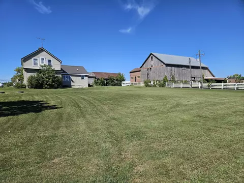 628 County Rd W, Rockland, WI 54230