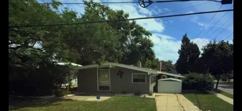 3550 S Sunset, Milwaukee, WI 53220