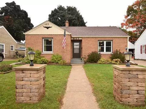 627 Midland, West Bend, WI 53090