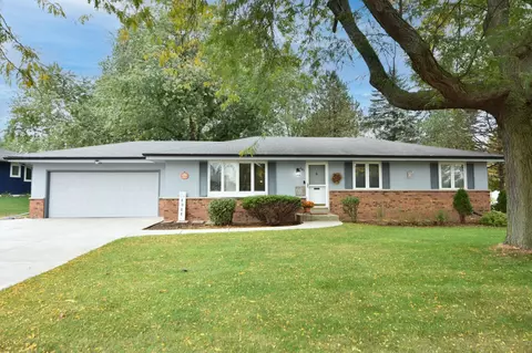 241 Manor, Fredonia, WI 53021