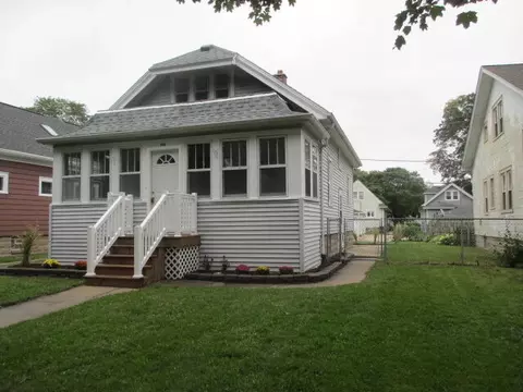 504 S Oak Park, Milwaukee, WI 53214
