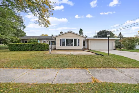 707 W Rogers, Hartford, WI 53027