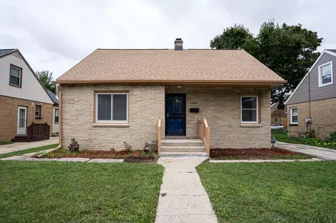 5866 N 34th, Milwaukee, WI 53209