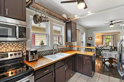 907 11th, Union Grove, WI 53182