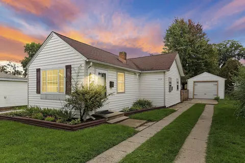 7725 Pershing, Kenosha, WI 53142