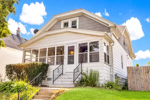 3915 E Underwood, Cudahy, WI 53110