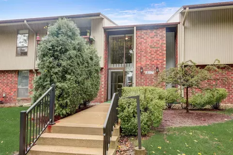 8117 W Manitoba #4, West Allis, WI 53219