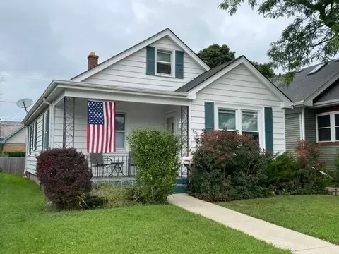 428 Augusta, Racine, WI 53402