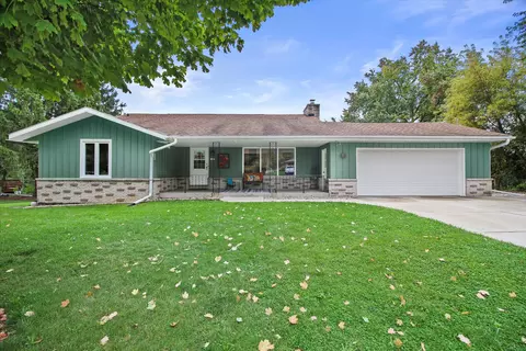 1428 Scenic, Hubertus, WI 53033