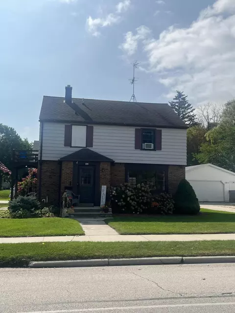 903 North, Sheboygan, WI 53083