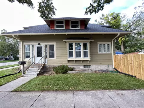2724 Wright, Racine, WI 53405