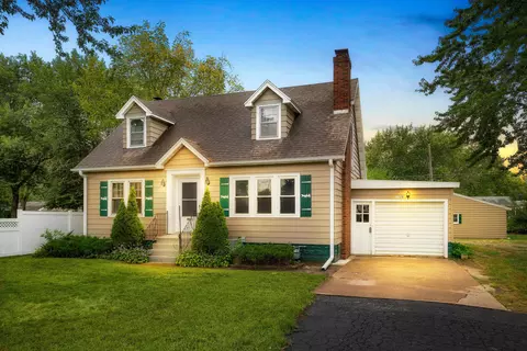 1739 Bainbridge, Campbell, WI 54603