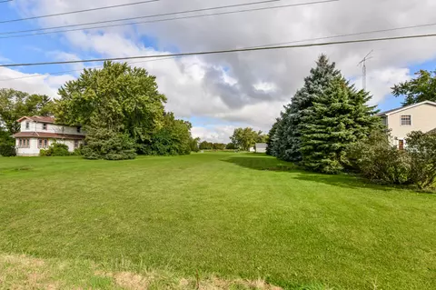 9918 Dunkelow, Caledonia, WI 53126
