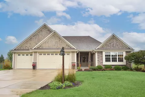 10232 S 34th, Franklin, WI 53132