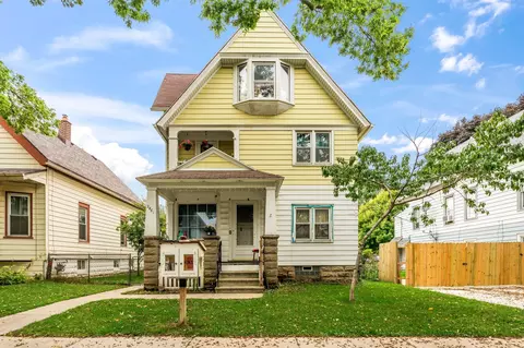 2861 S 7th, Milwaukee, WI 53215