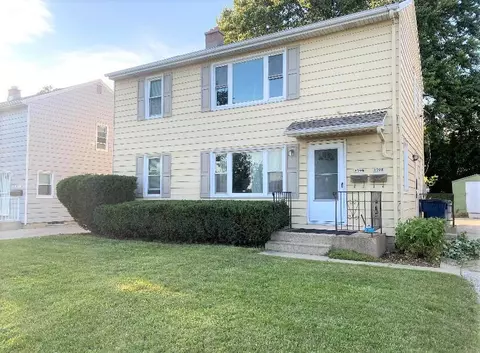 6906 W Oklahoma #6908, Milwaukee, WI 53219