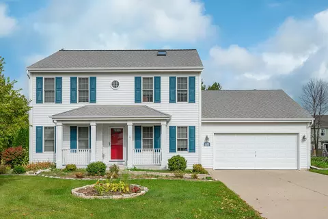 1556 Pine Cone, Port Washington, WI 53074