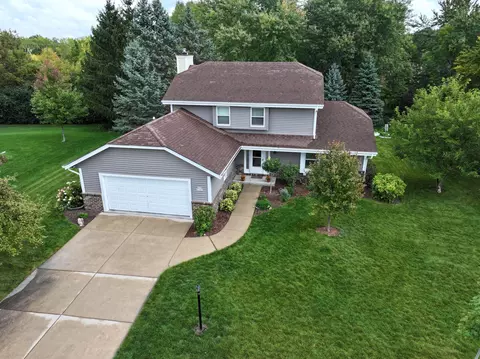 w157n10422 Fieldstone Pass, Germantown, WI 53022