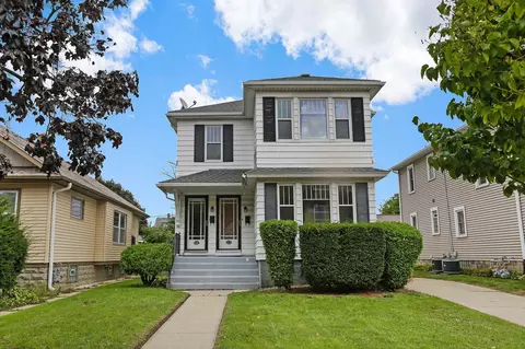 5609 32nd #5611, Kenosha, WI 53144