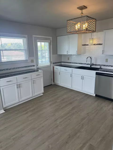 9516 W Lisbon, Milwaukee, WI 53222