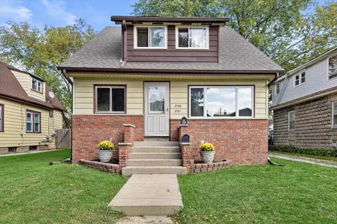 2154 S 69th, West Allis, WI 53219