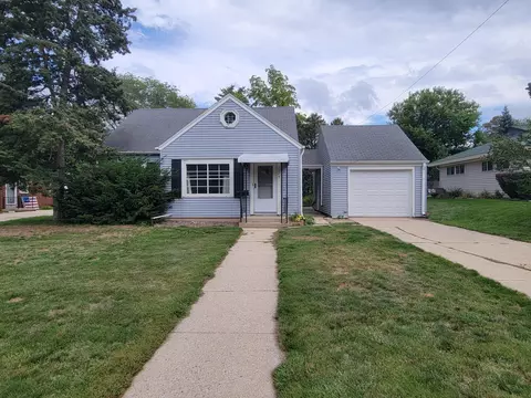 1024 E Laflin, Waukesha, WI 53186