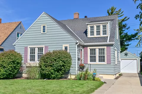 1016 Isabelle, Racine, WI 53402