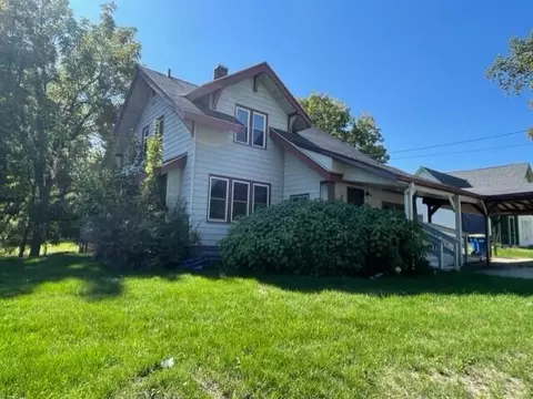 915 E Decker, Viroqua, WI 54665