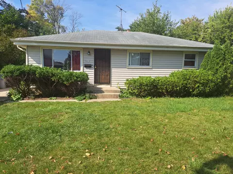 5833 N 81st, Milwaukee, WI 53218