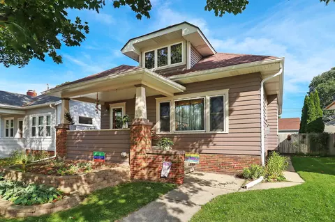 2413 Green, Racine, WI 53402