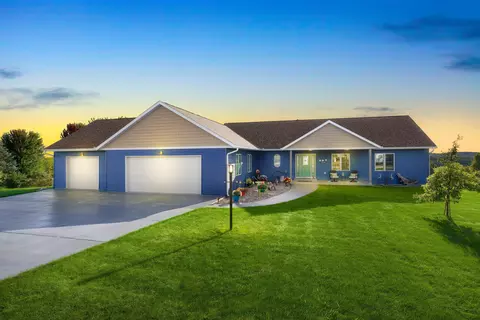W3779 Highland, Greenfield, WI 54601