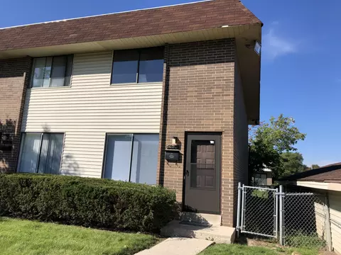 6080 W W Prt, Milwaukee, WI 53223