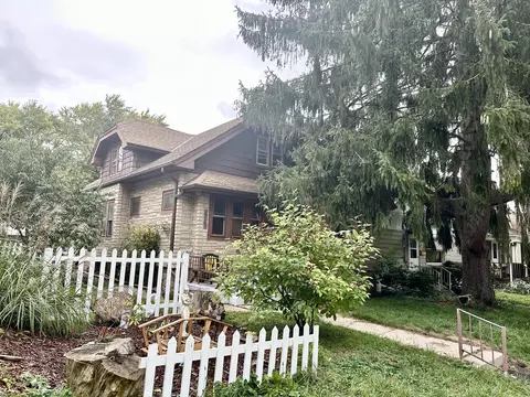 8612 W Maple, West Allis, WI 53214
