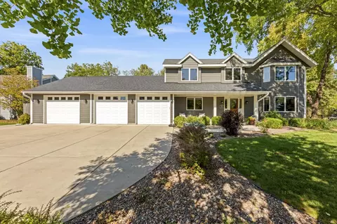 w276n2792 Trillium, Pewaukee, WI 53072