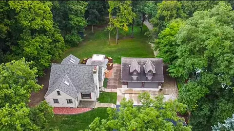7516 N 107th, Milwaukee, WI 53224