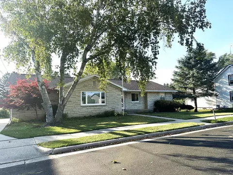 1406 Prospect, Watertown, WI 53098