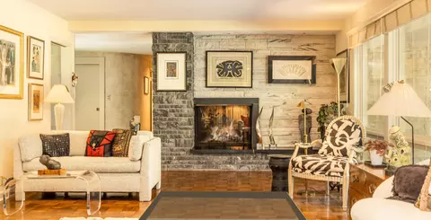 9415 N Regent, Bayside, WI 53217