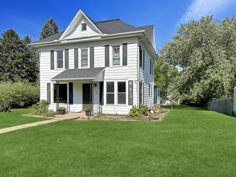 422 E Church, Viroqua, WI 54665
